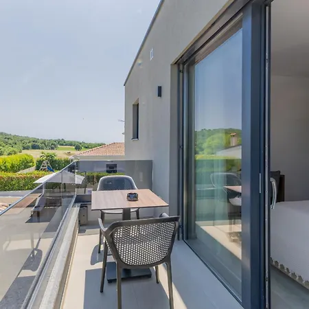 New In Offer - Ivan Βίλα Dračevac